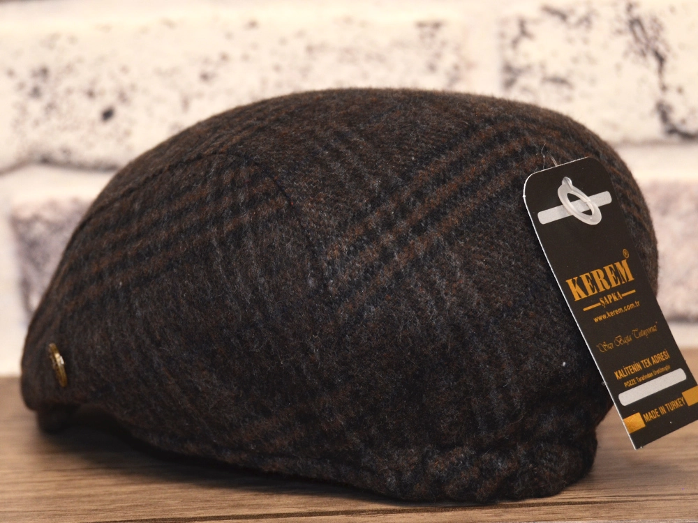 Pozze Kerem Kışlık Ekoseli Spor Kasket Kahverengi