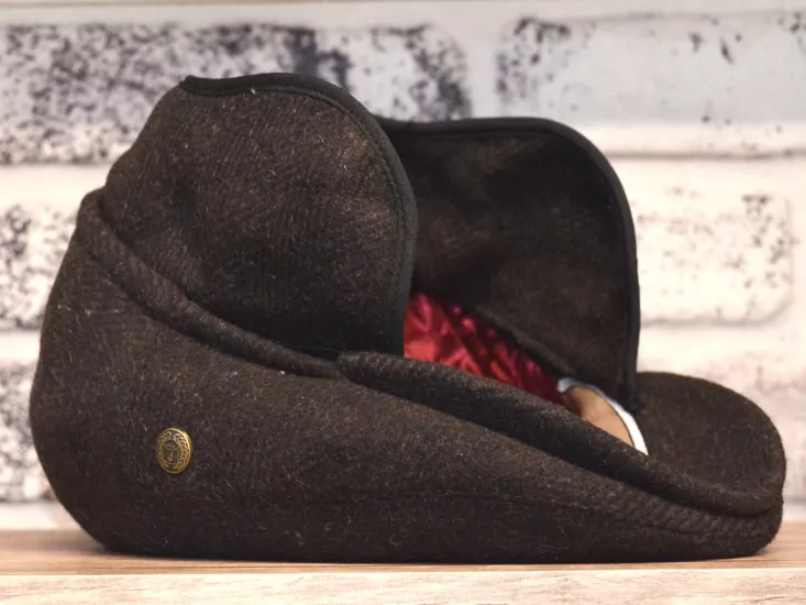 Pozze Kulaklı Kasket Şapka